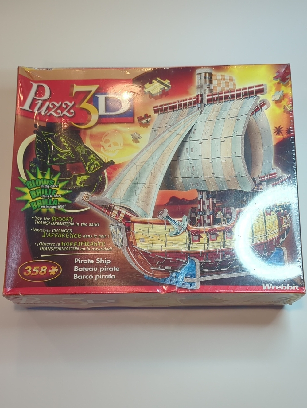 Vintage 2005 Puzz 3D Glow In The Dark Pirate Ship In Original Packaging